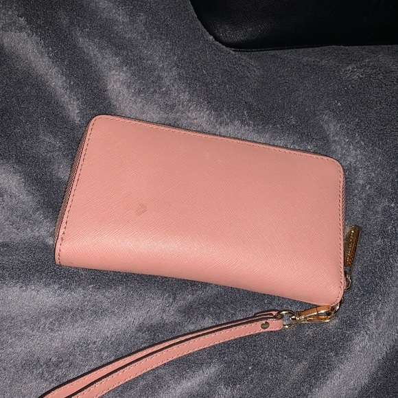 Michael Kors Wallet - Picture 4 of 4